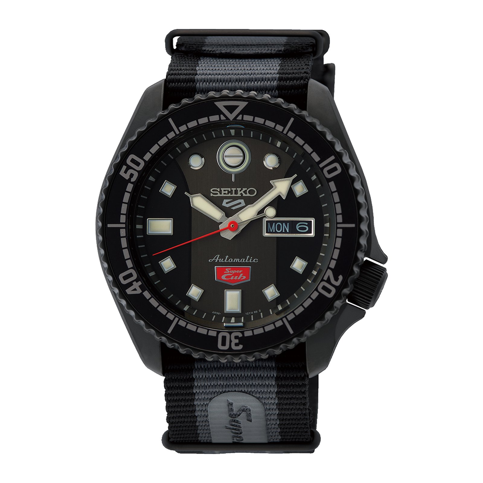 Seiko 5 Sports SRPJ75K1
